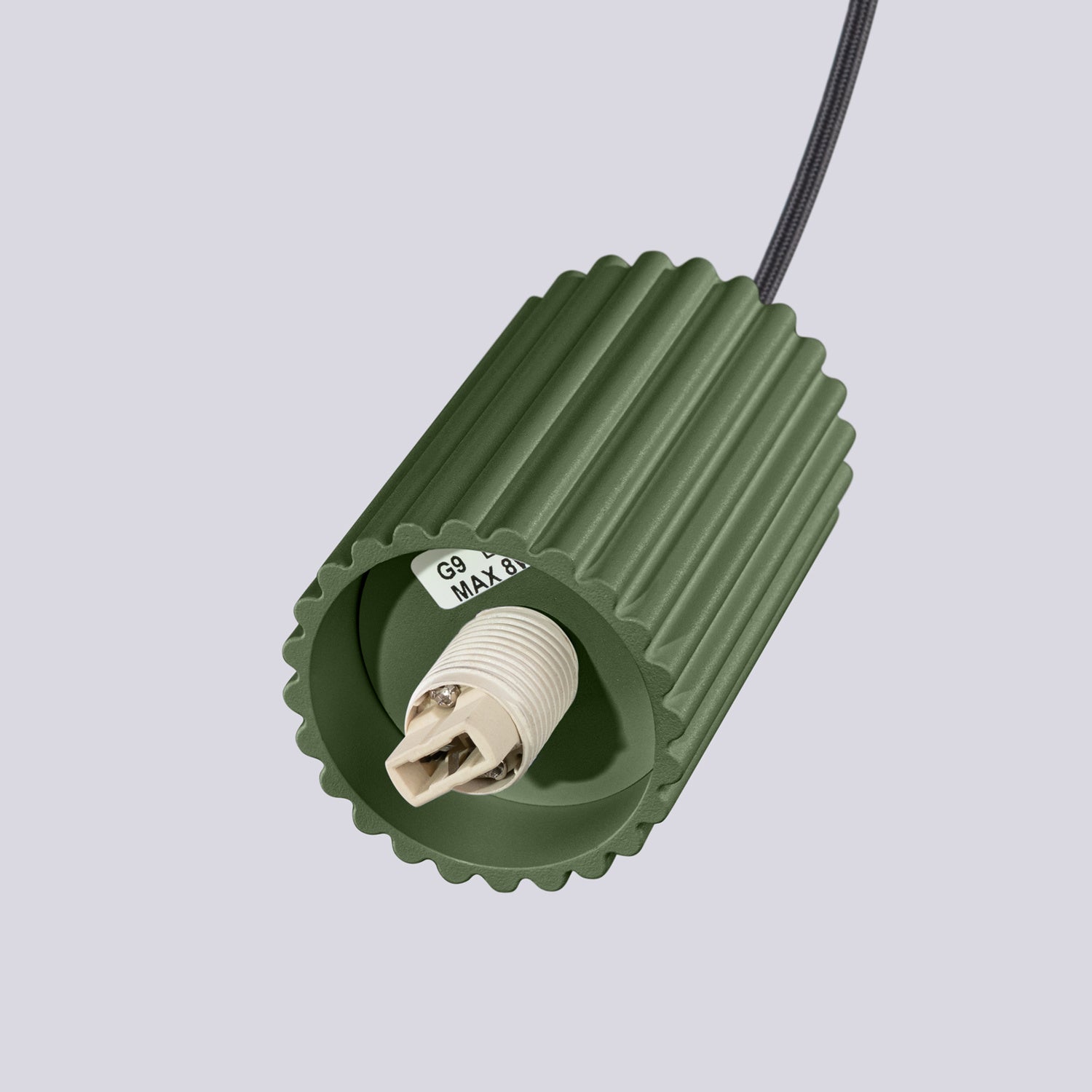 Suspension Halo 3 boules opale grappe vert olive en ambiance