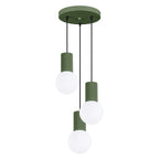 Suspension Halo 3 boules opale grappe vert olive, trois boules de verre opale sous leur rosace ronde