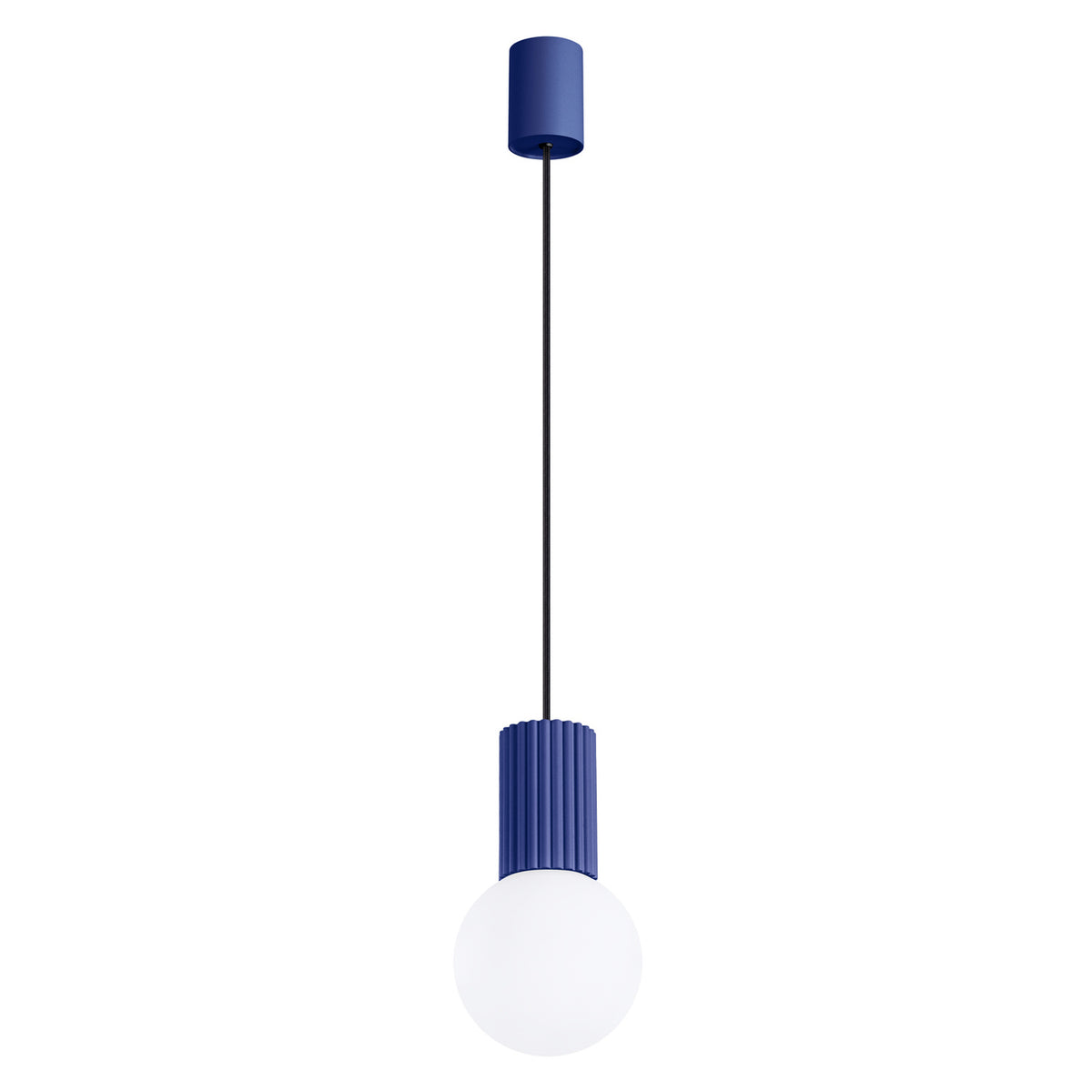 Suspension Halo boule opale bleu outremer, boule de verre opale sous son culot cannelé