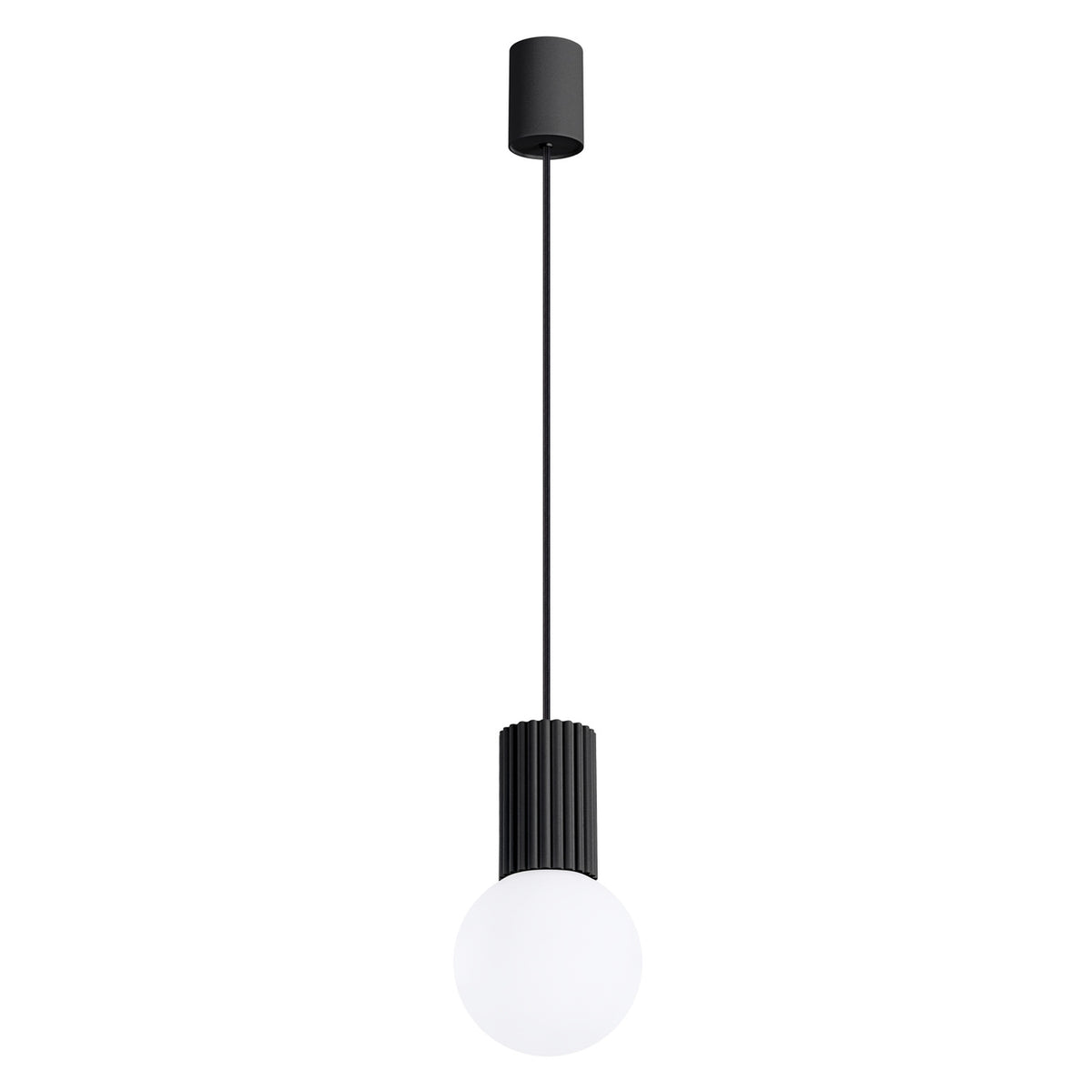 Suspension Halo boule opale noir, boule de verre opale sous son culot cannelé