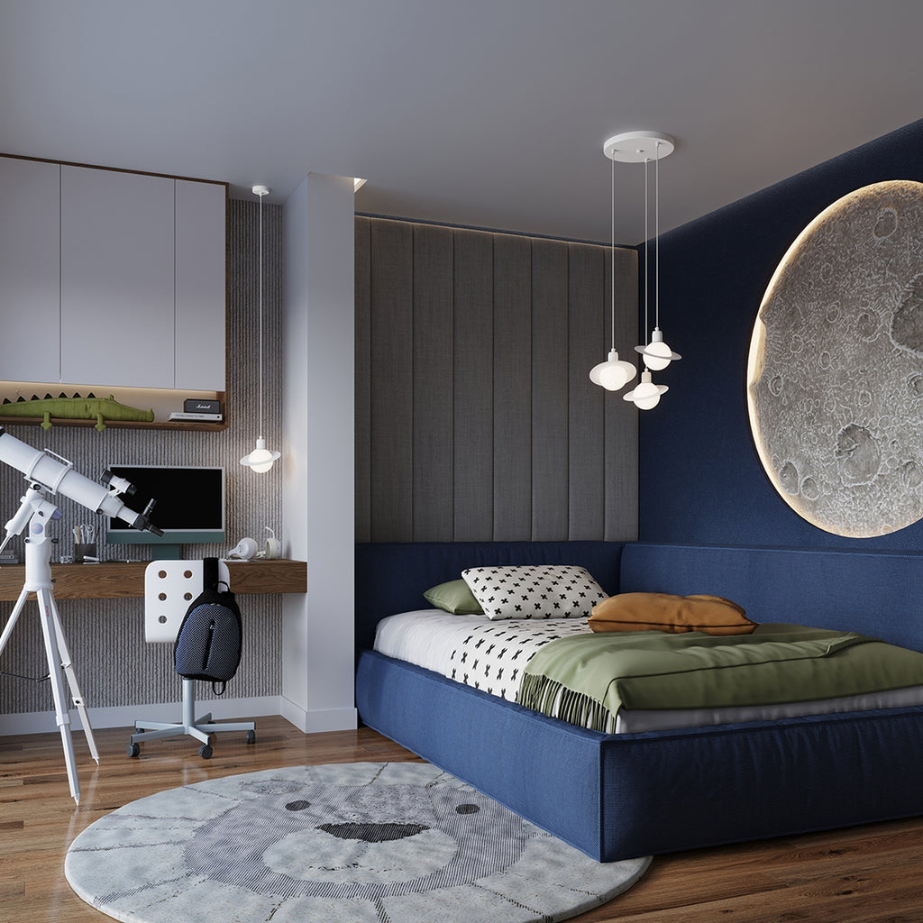 Suspension Hyperion globe opale et acier blanc G9, ambiance chaleureuse