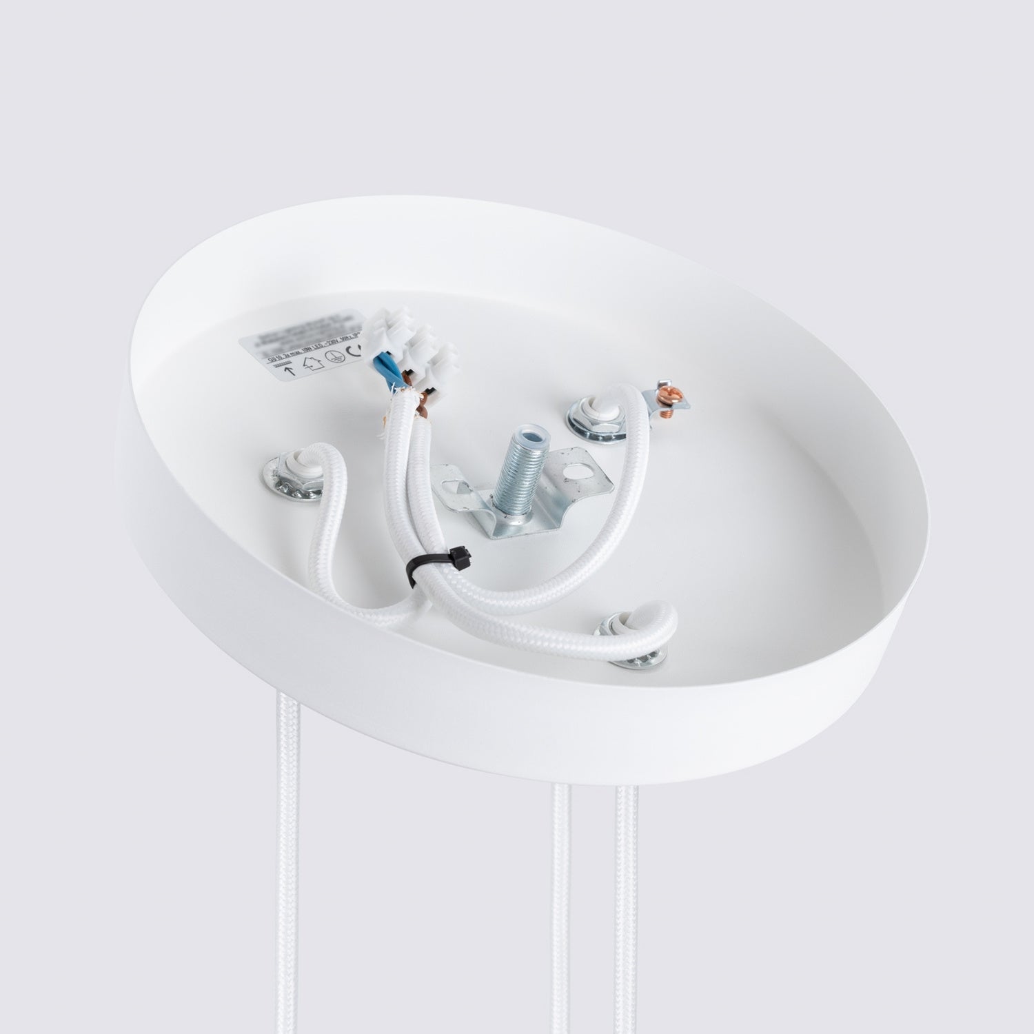 Détail du tube cannelé, suspension Karbon blanc