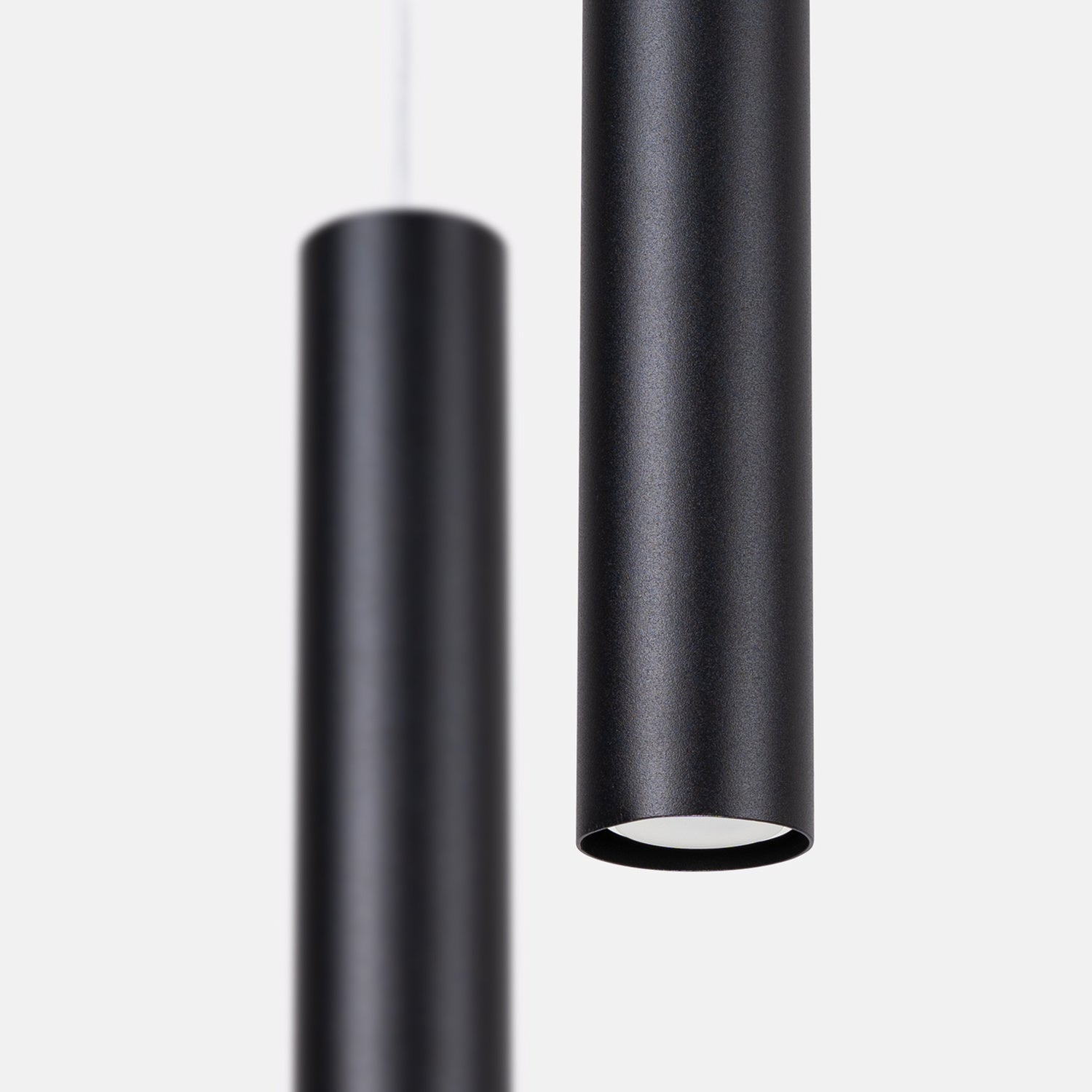 Suspension Lagos 2 en grappe métal noir GU10 en ambiance