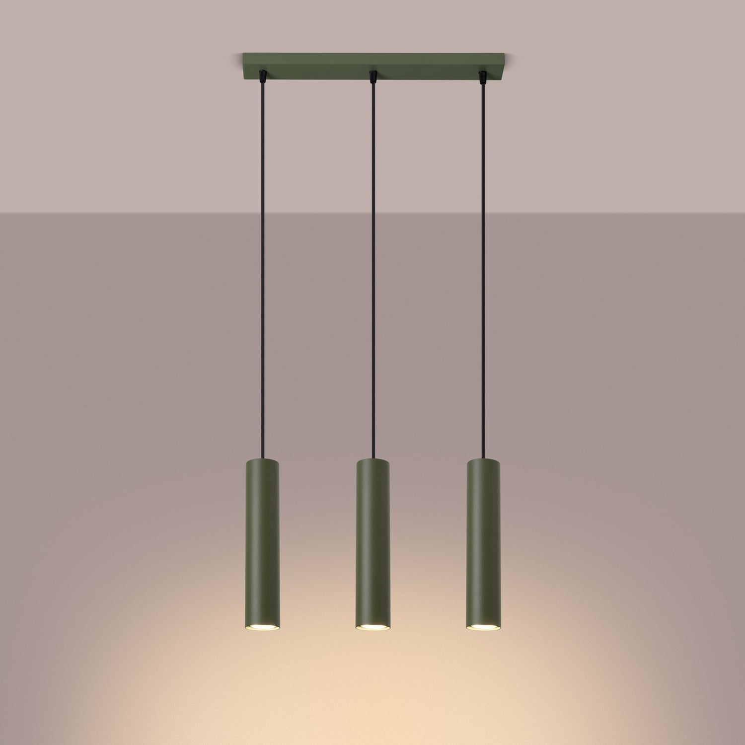 Suspension Lagos 3 lumières métal vert olive GU10 allumé