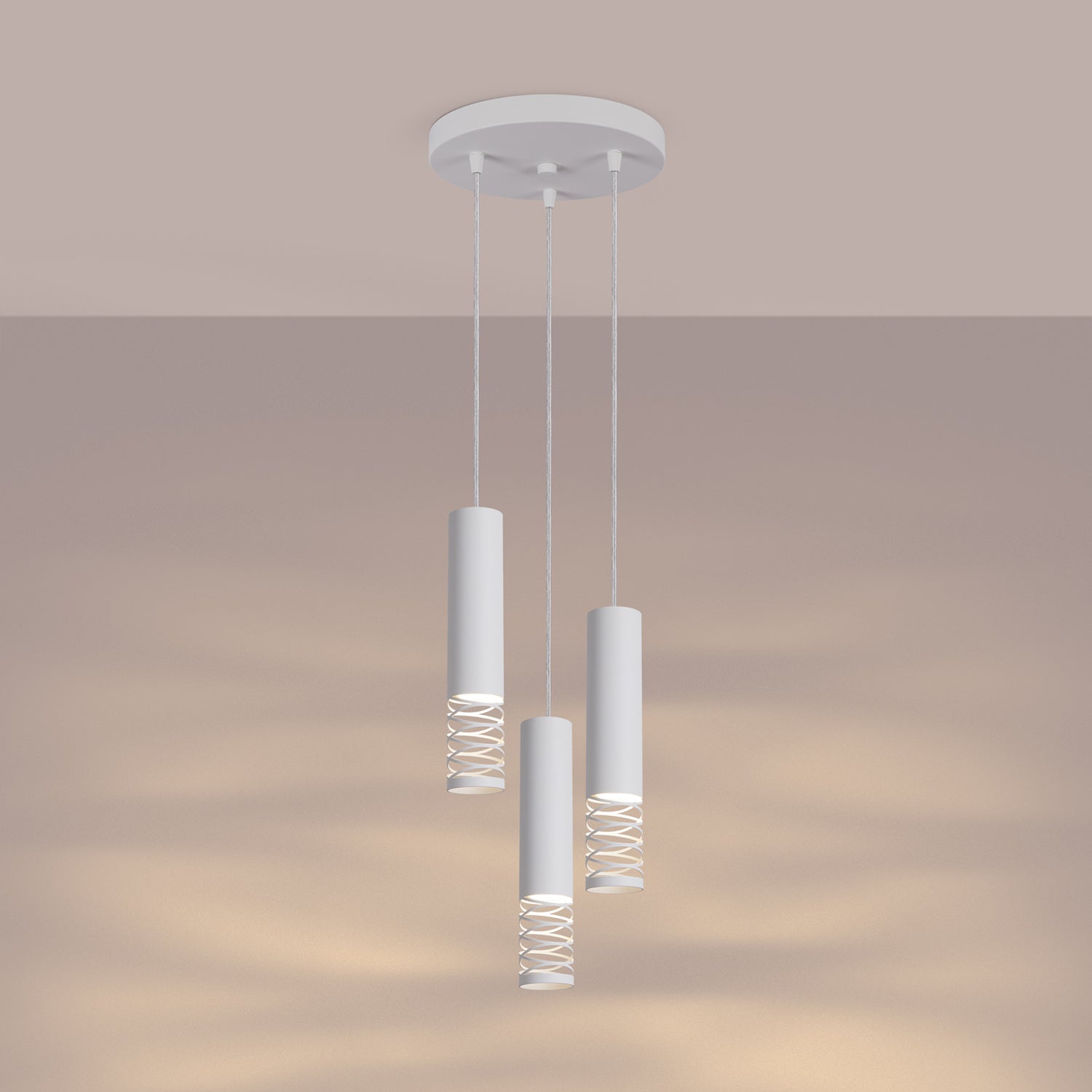 Suspension Lami 3 tubes ajourés en grappe acier blanc GU10 allumé