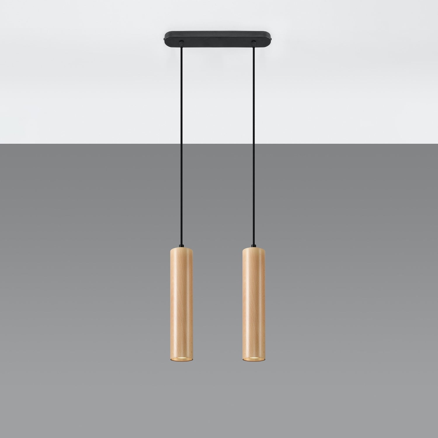 Suspension Lino 2 en bois installée au plafond