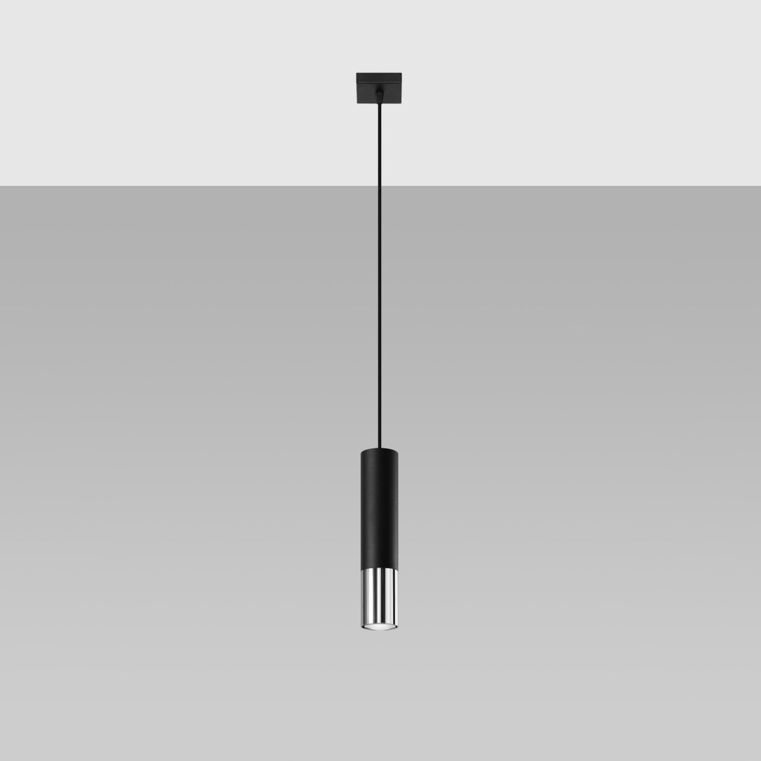 Suspension Loopez 1 acier noir et chrome, détail de l'embout chromé brillant