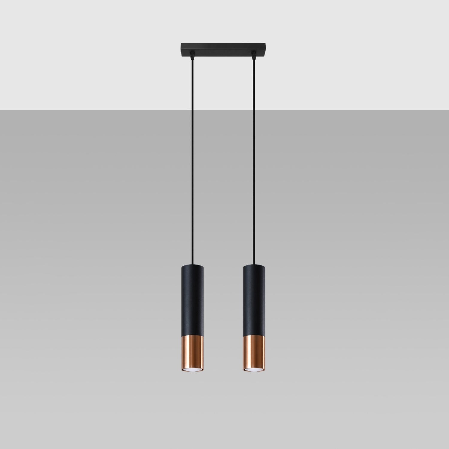Suspension Loopez 2 acier noir et cuivre, détail de l'embout cuivré brillant