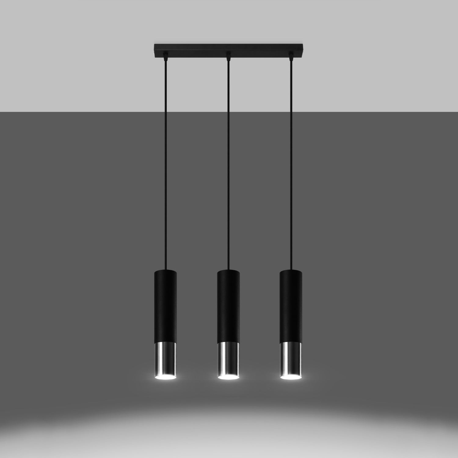 Suspension Loopez 3 en ligne acier noir et chrome allumé, faisceaux dirigés