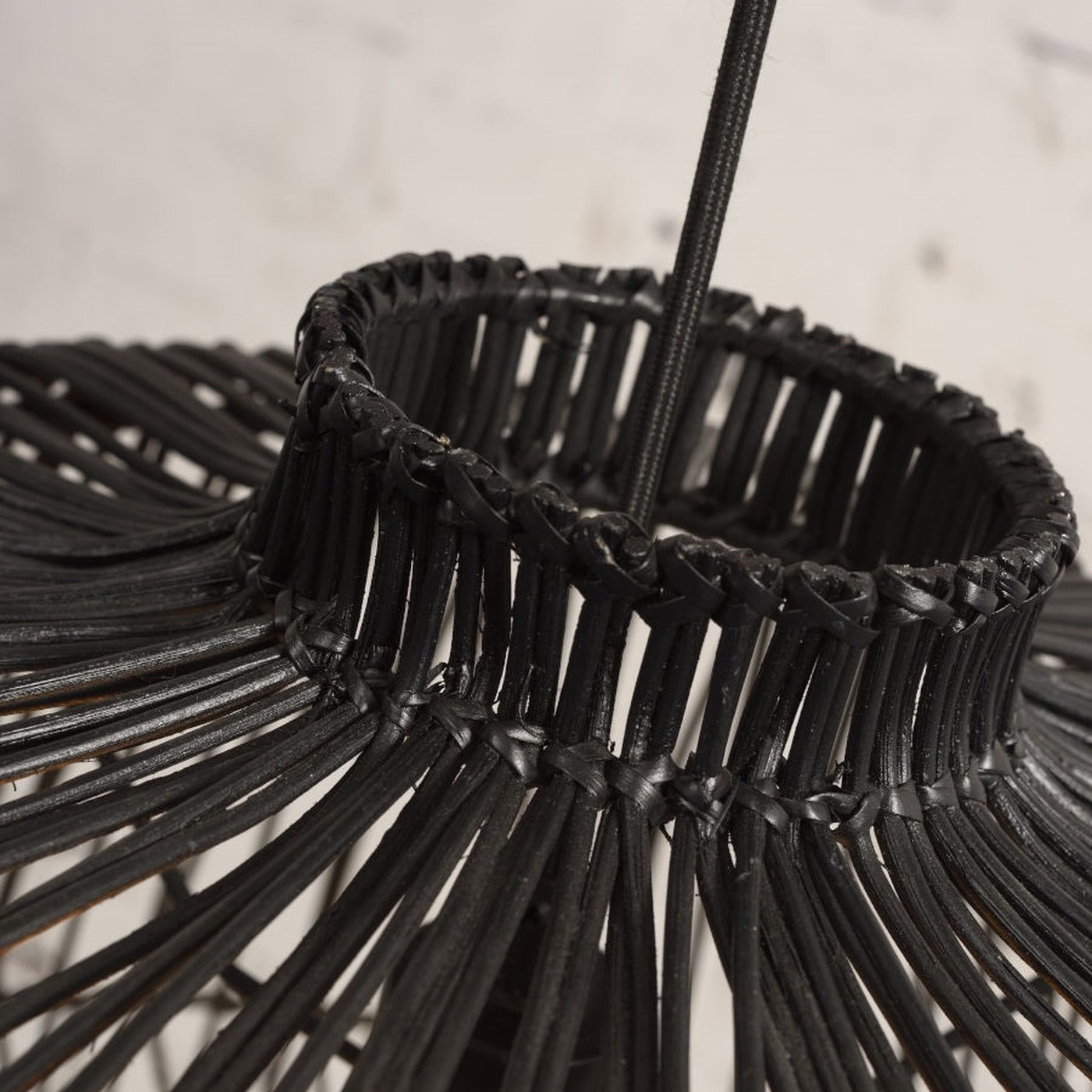 Suspension Madagascar rotin noir 60 cm E27, vue 4