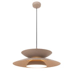 Suspension Mayumi beige allumée vue par-dessous avec la lumière chaude entre les disques et dans le diffuseur