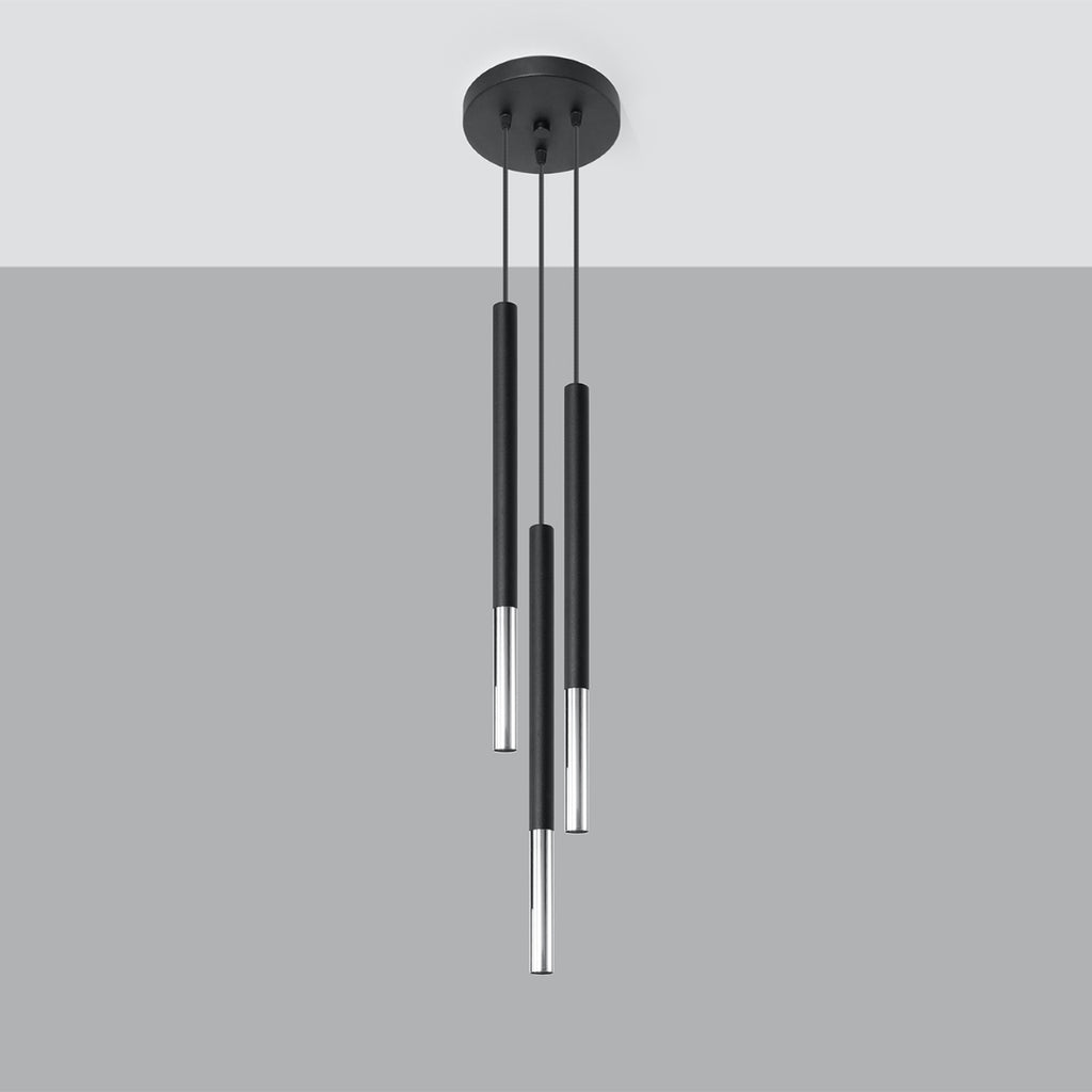 Suspension Mozaica 3 en grappe, détail de la pointe chrome effilée