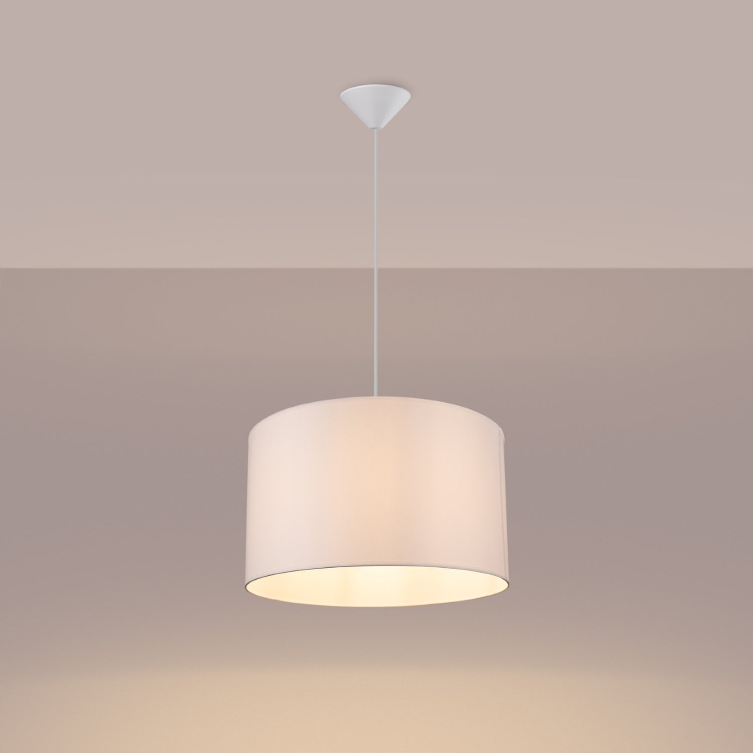 Suspension Nova 40 tissu blanc E27 allumée, lumière douce et tamisée