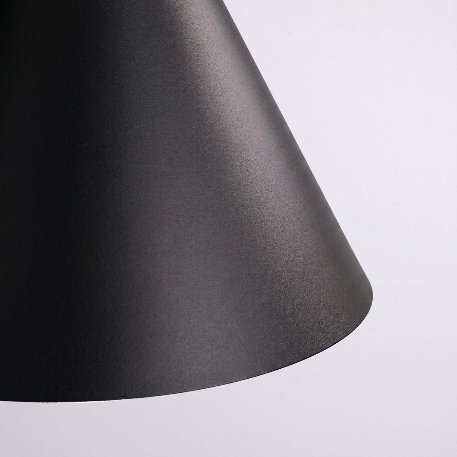 Suspension Nox cône 25 acier noir E27, vue 5