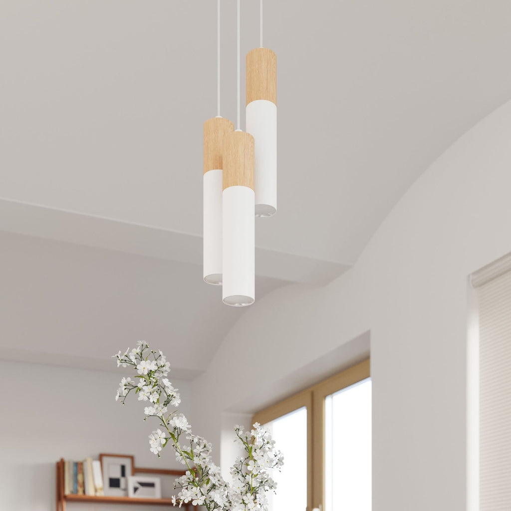 Suspension Pablo 3 en grappe acier blanc et bois en ambiance