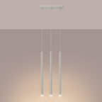 Suspension Pastelo 3 en ligne tubes fins beige G9 allumé