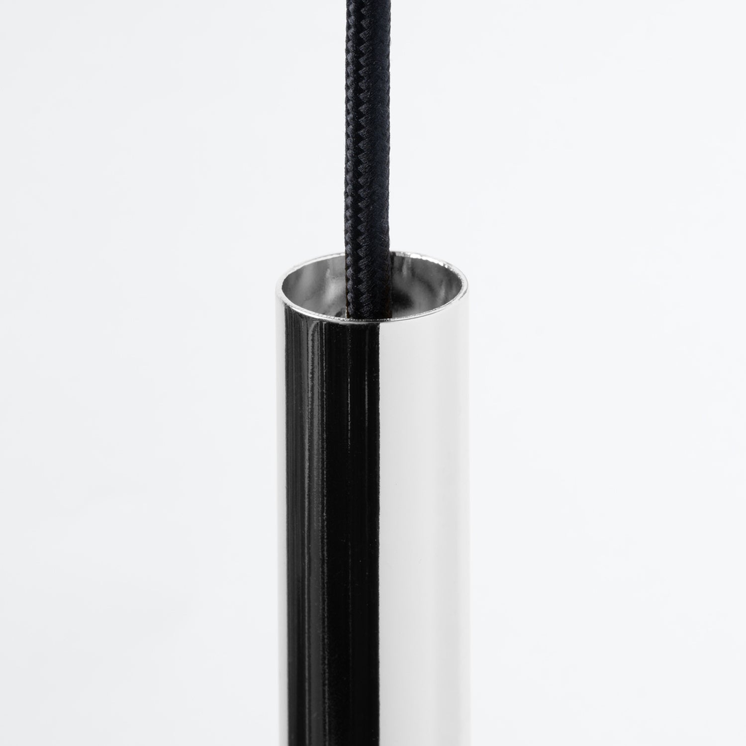 Suspension Pastelo tube fin chrome G9, détail du tube fin