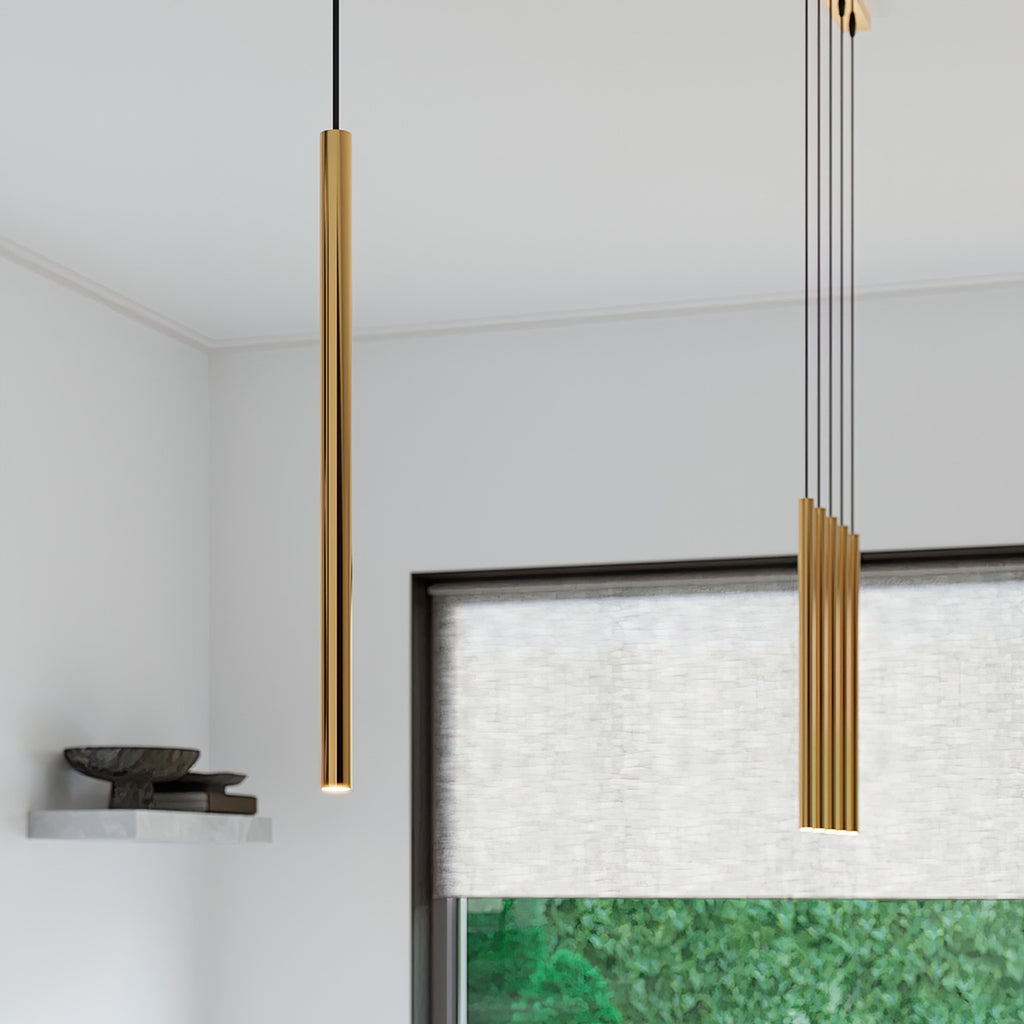 Suspension Pastelo tube fin doré G9 en ambiance