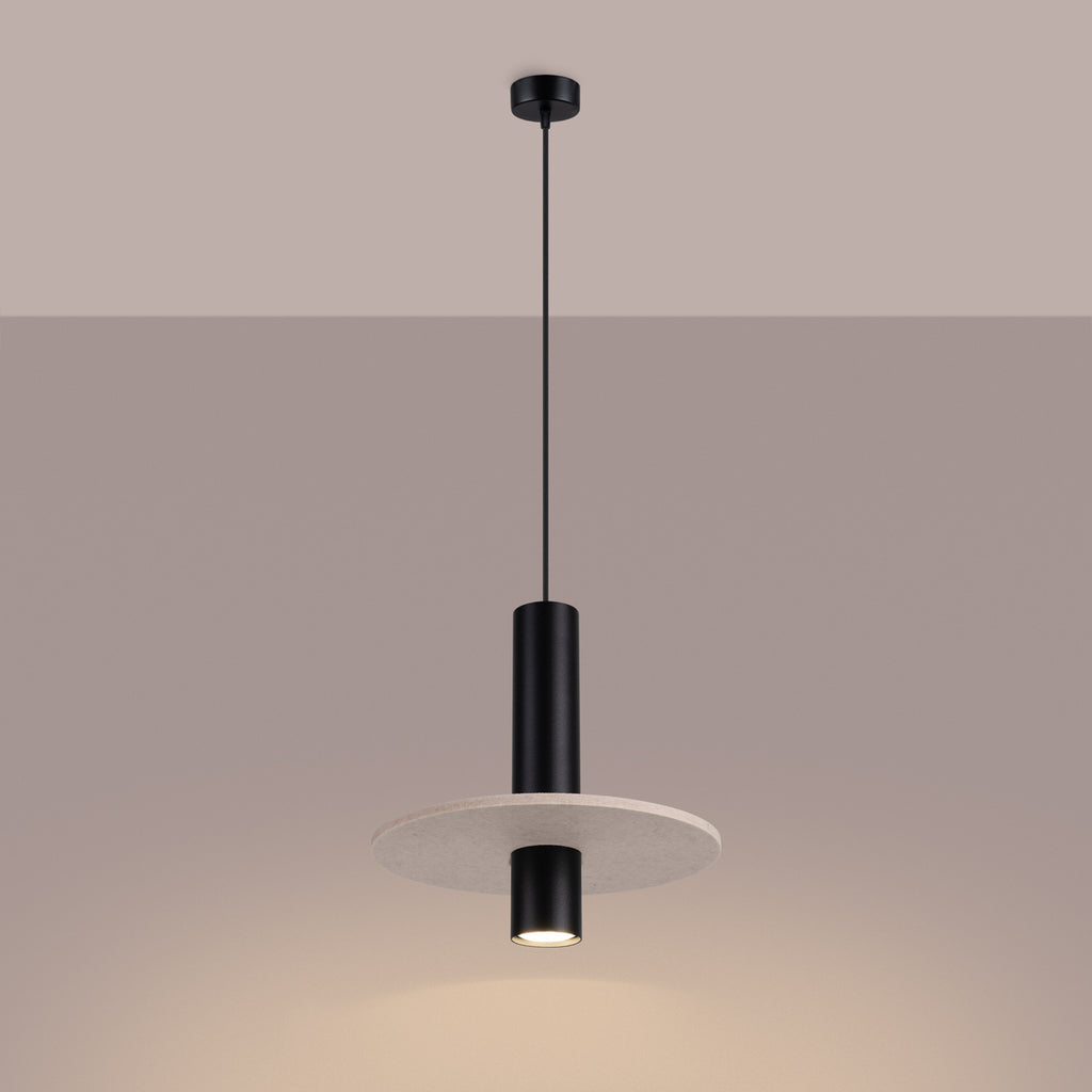 Suspension Pelta disque feutre beige et acier noir GU10, en éclairage