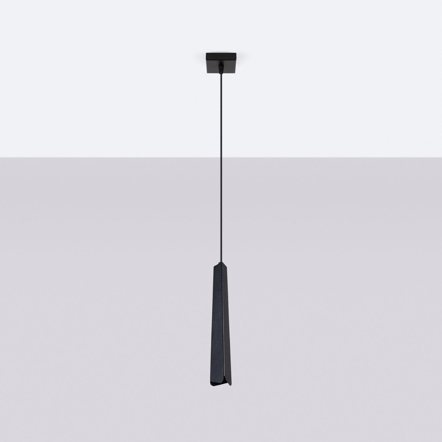 Suspension Prysm métal noir G9 de profil