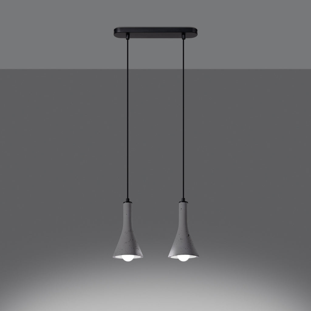 Suspension REA 2 béton gris E14 allumée, ampoule E14 apparente