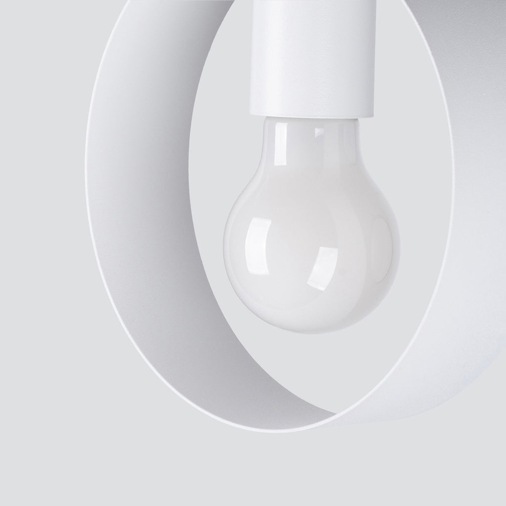 Suspension Titran 3 blanc, détail d'un anneau ouvert