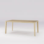 Table à manger Raia 180 cm en chêne naturel vue de trois quarts