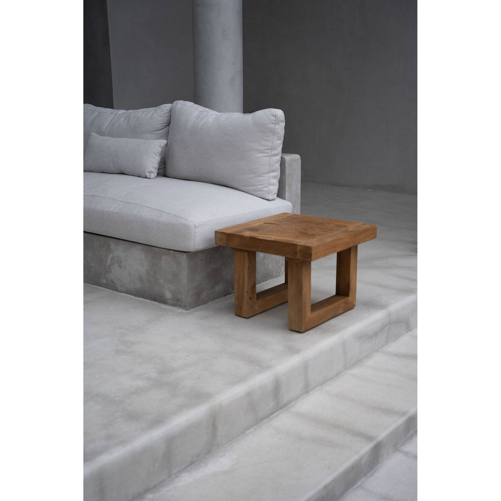 Table d'appoint basse en teck recyclé, vue 5
