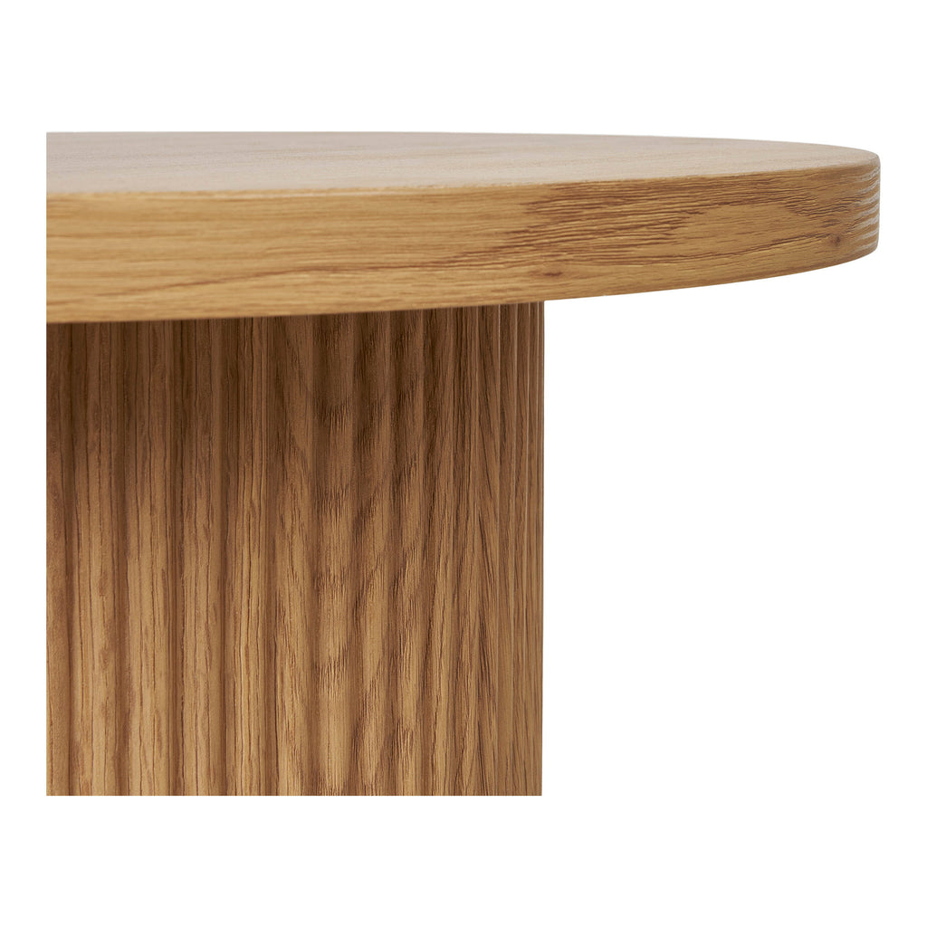 Détail plateau chêne naturel table d'appoint Boavista veinage bois finition mate