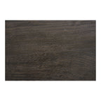 Gros plan texture bois foncé plateau table d'appoint Boavista papier décor veiné