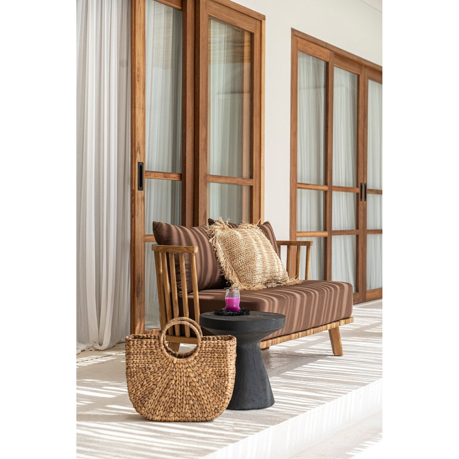 Table d'appoint Gravity en bois de suar noir, vue 3