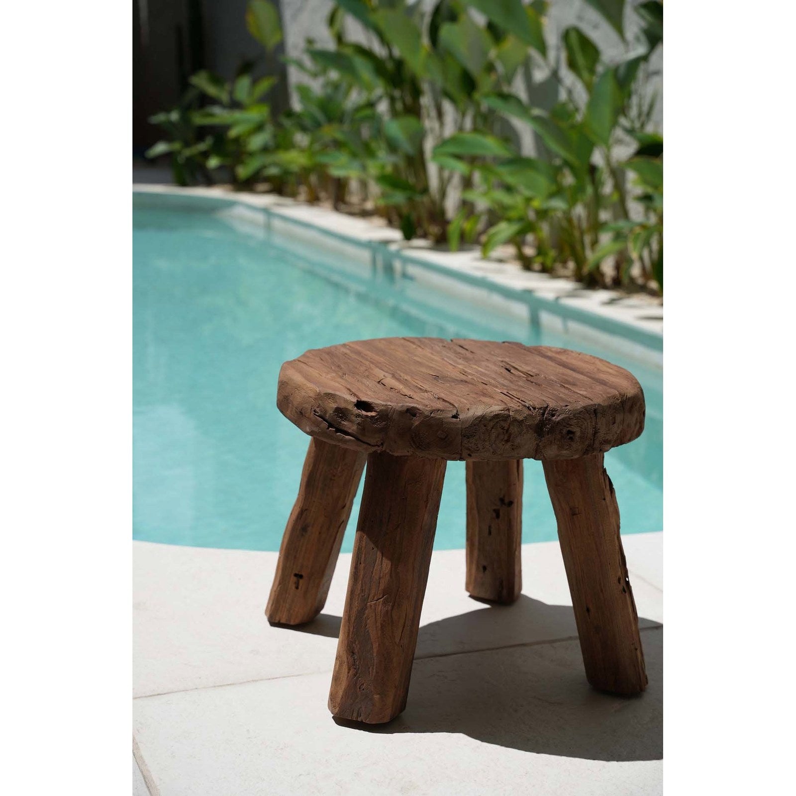 Table d'appoint Marabunta en teck, vue 4