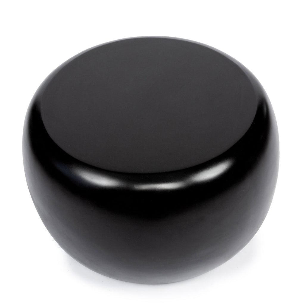 Table d'appoint ronde Matt en résine noire, vue 3