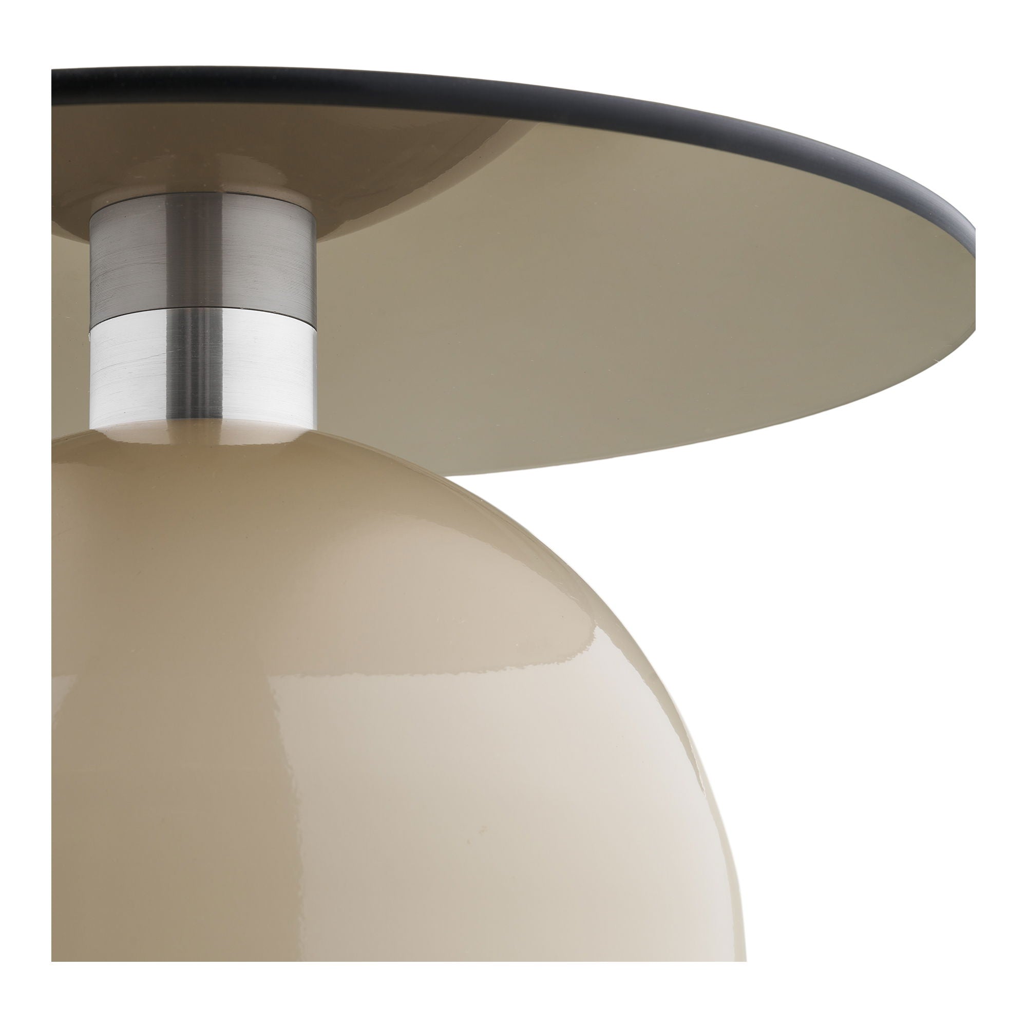 Détail socle dôme métal laqué beige brillant table d'appoint Ravello dessous