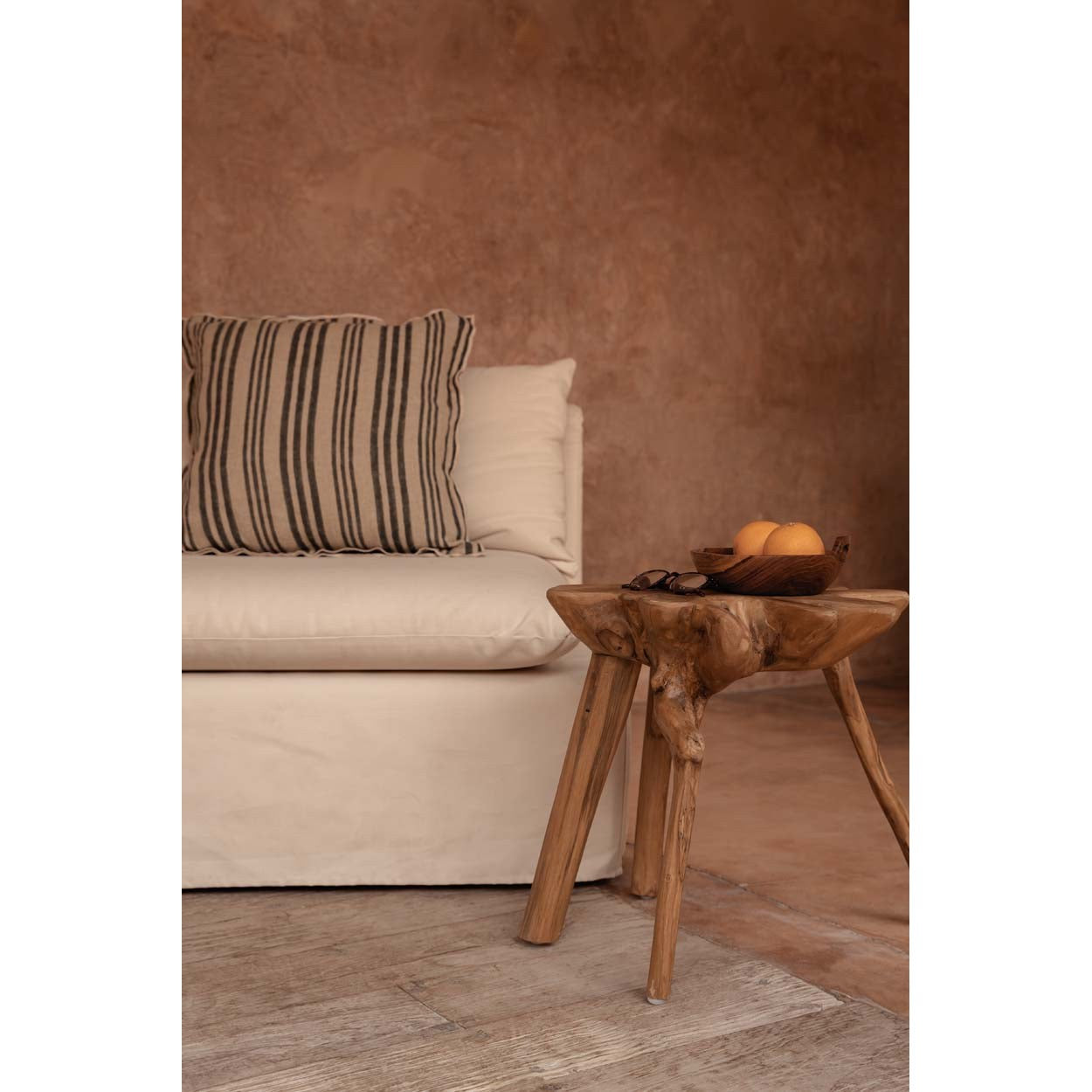 Table d'appoint Rooty en teck, vue 4