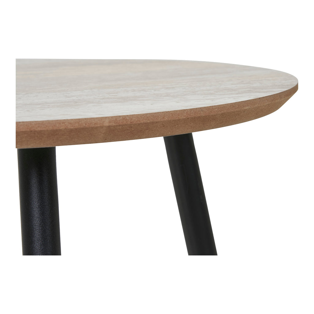 Table basse Aalst détail jonction plateau travertin MDF et pied métal noir mat