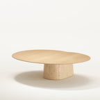 Contour libre du plateau en chêne naturel de la table basse Anchor
