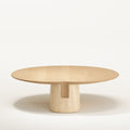 Table basse Anchor plateau en chêne naturel et socle en travertin vue de face