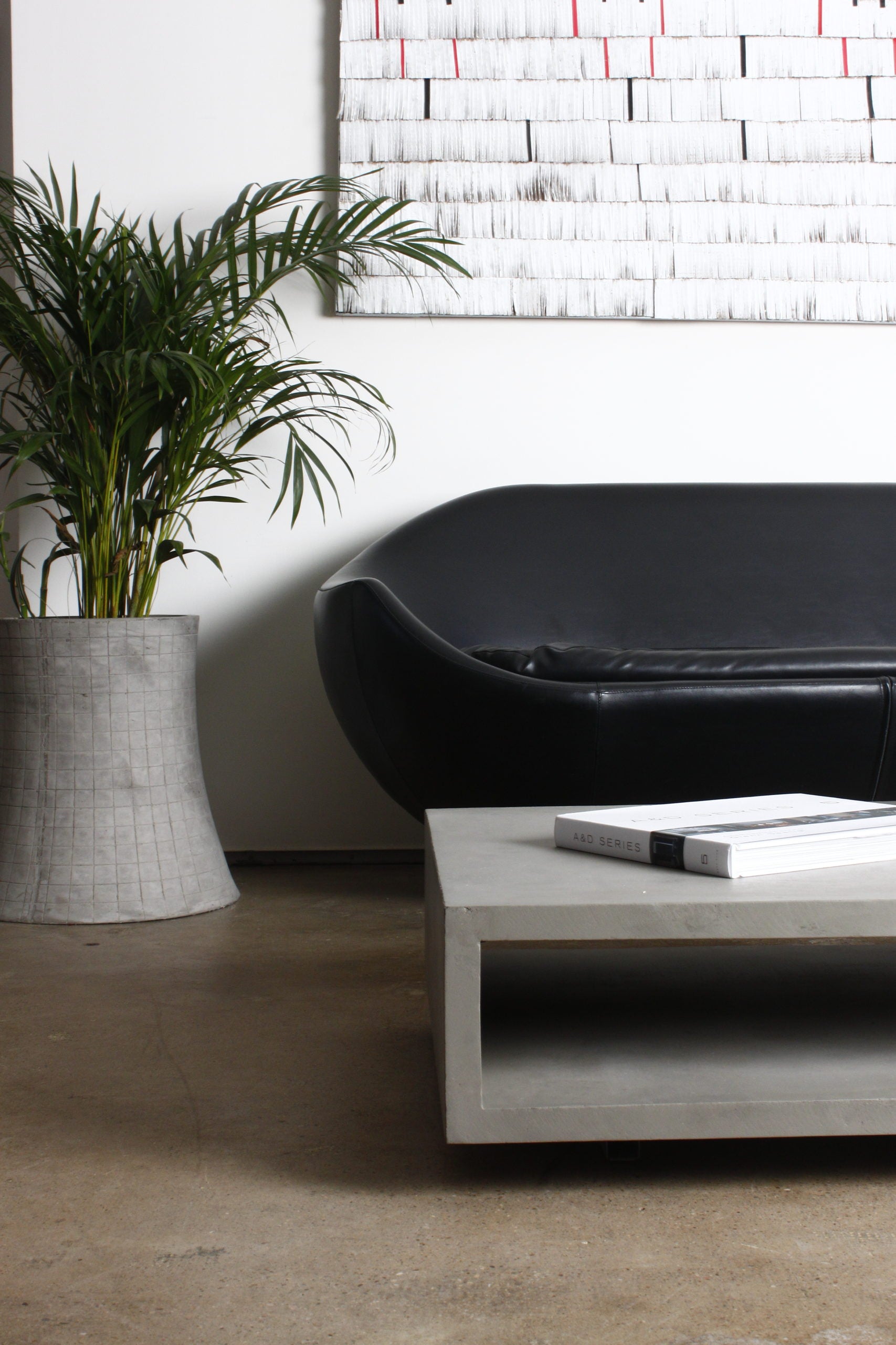 Table basse en béton Monobloc gris naturel vue 5