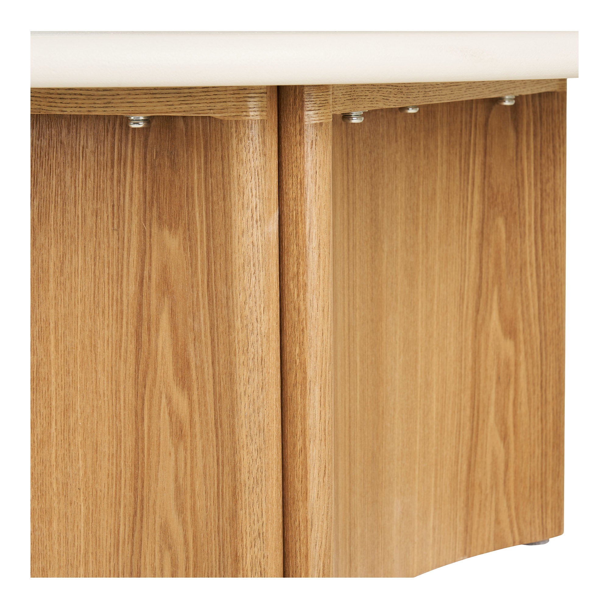 Table basse Motril ciment blanc piètement frêne 80 cm vue de détail