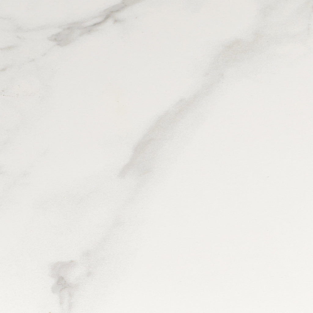 Détail plateau céramique effet marbre blanc veiné gris table basse Noli