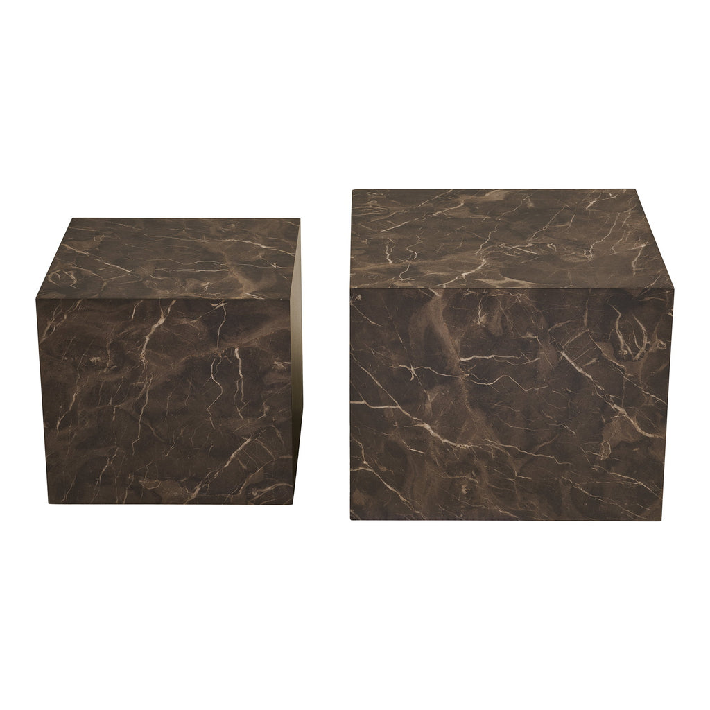 Set 2 tables basses Prague marbre brun vue de face blocs cubiques duo asymétrique