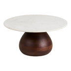 Table basse ronde Heide plateau en marbre blanc et socle en manguier brun foncé vue de trois quarts