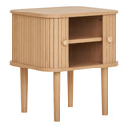 Table chevet Nikko bois naturel portes ouvertes étagère intérieure vue trois quarts