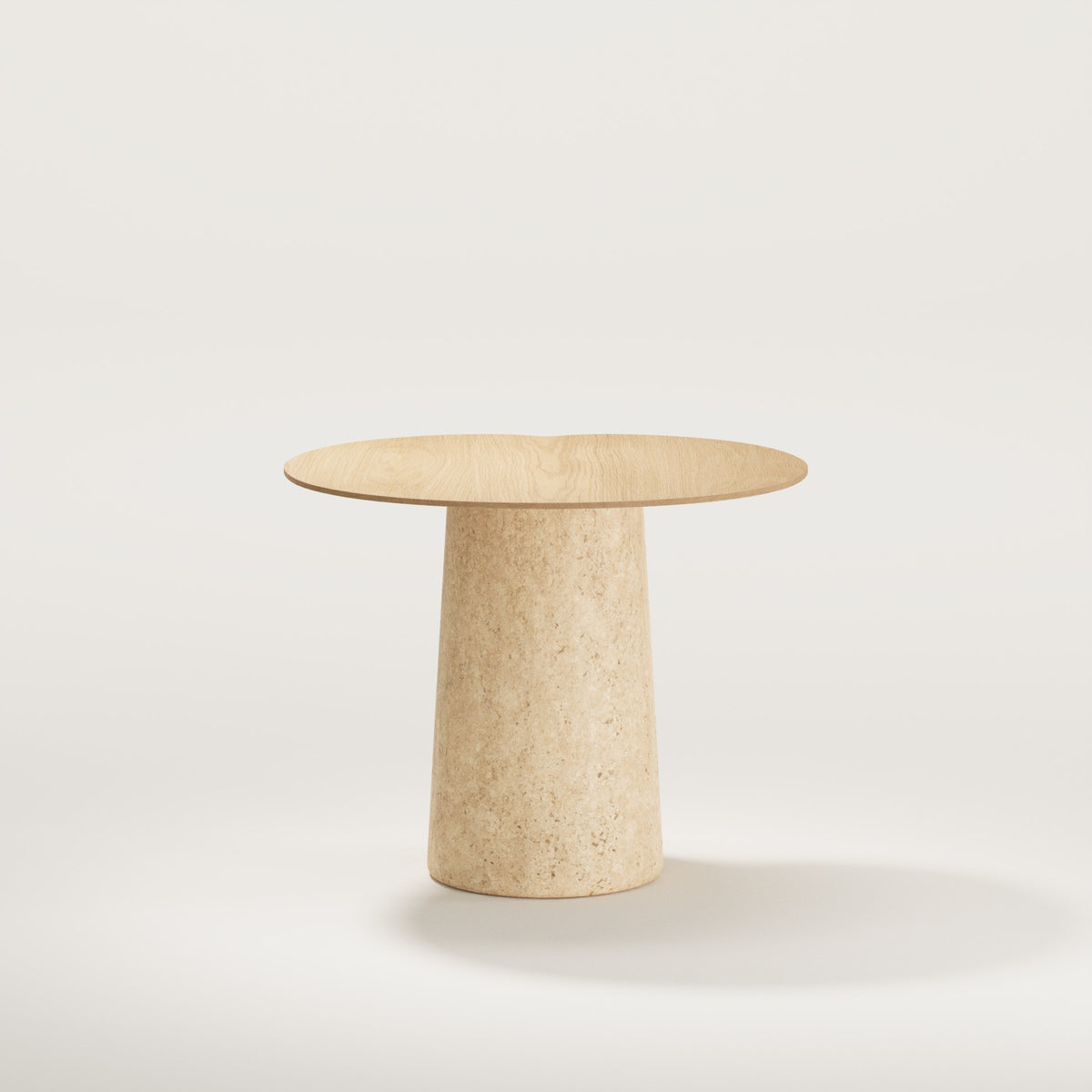 Table d'appoint Anchor plateau en chêne naturel et socle en travertin vue de face