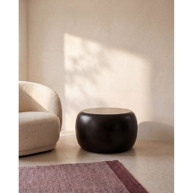Dimensions Table d'appoint ronde Matt en résine noire