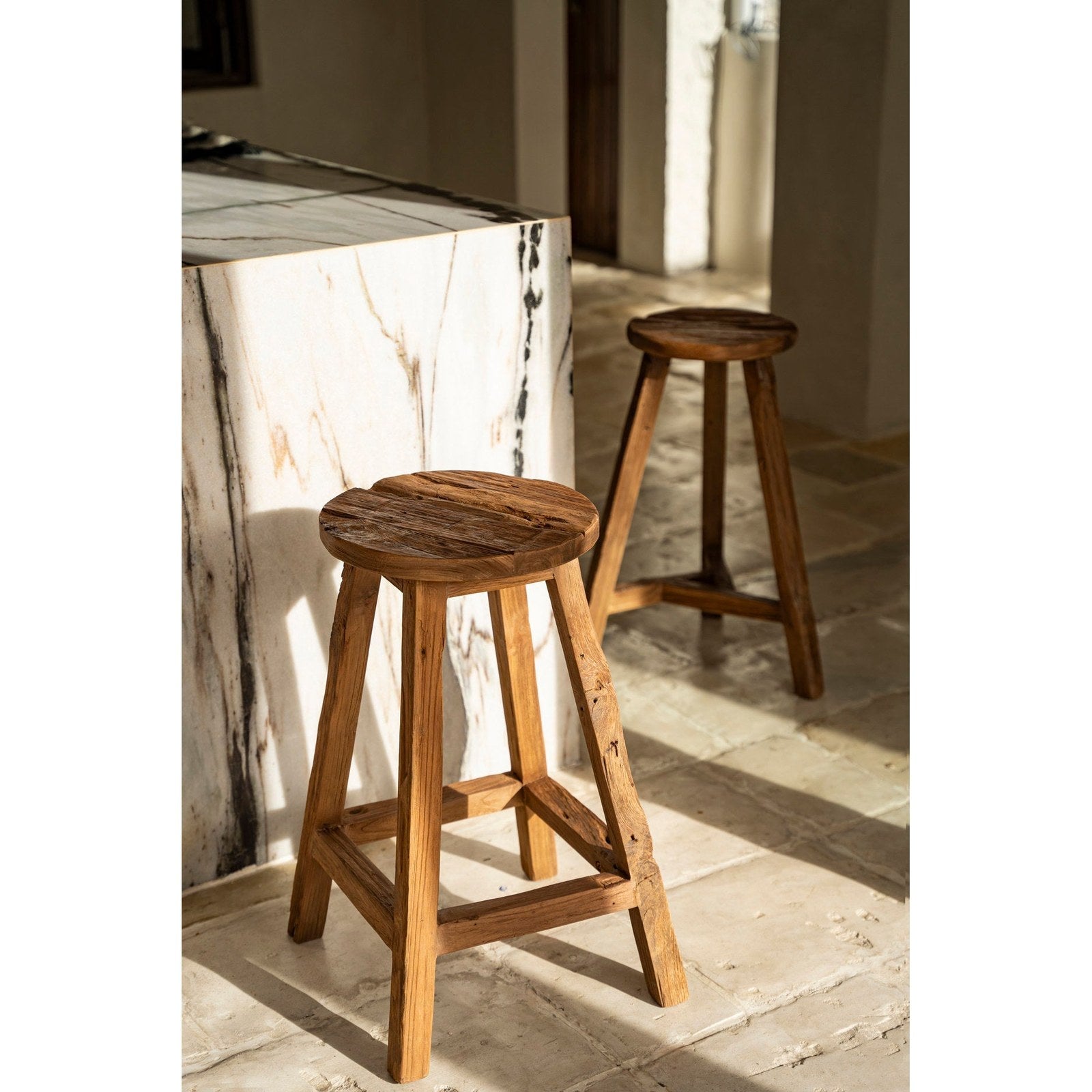 Tabouret de bar Shibori en teck recyclé, vue 3