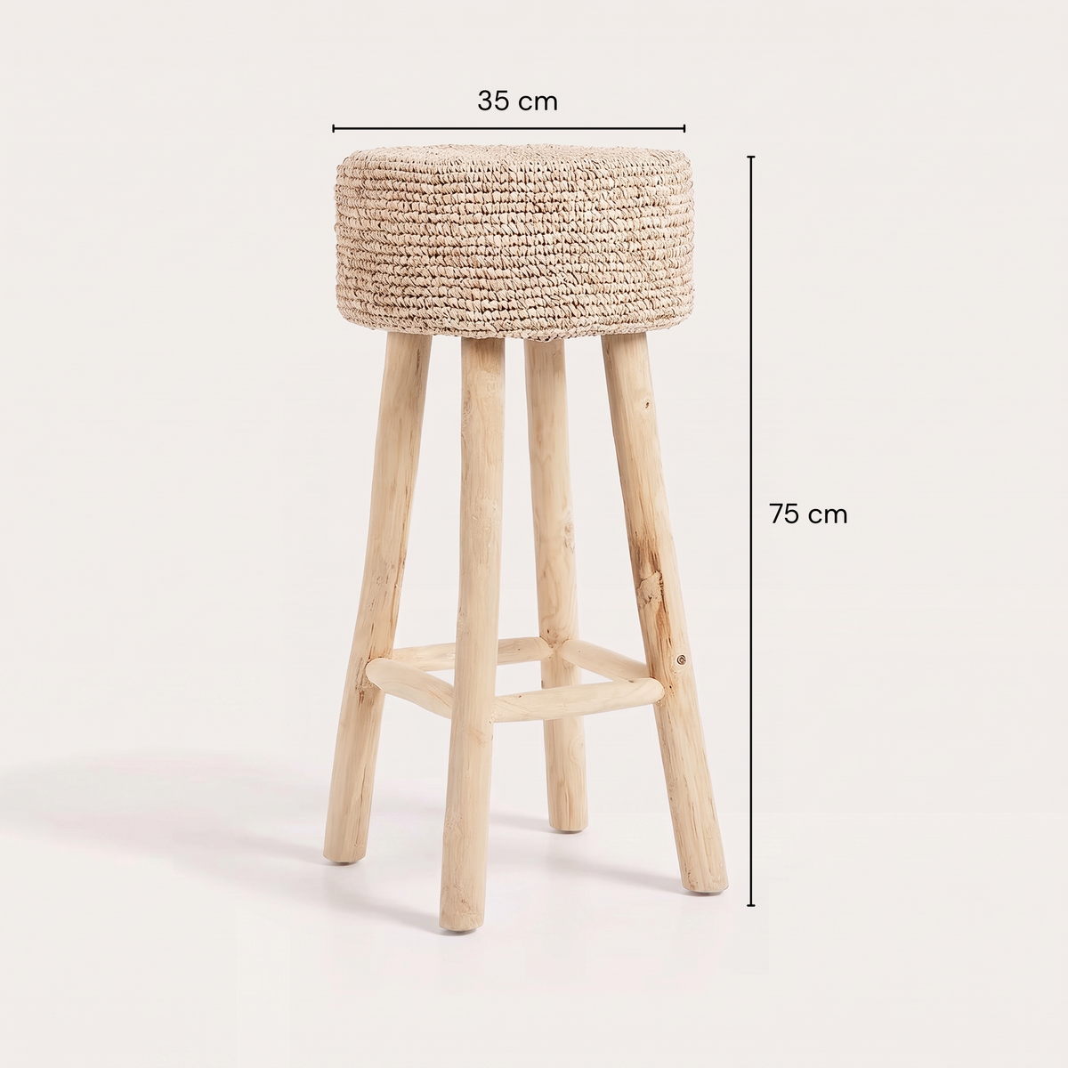 Dimensions du tabouret de bar Raffia : 35 cm de large et 75 cm de haut