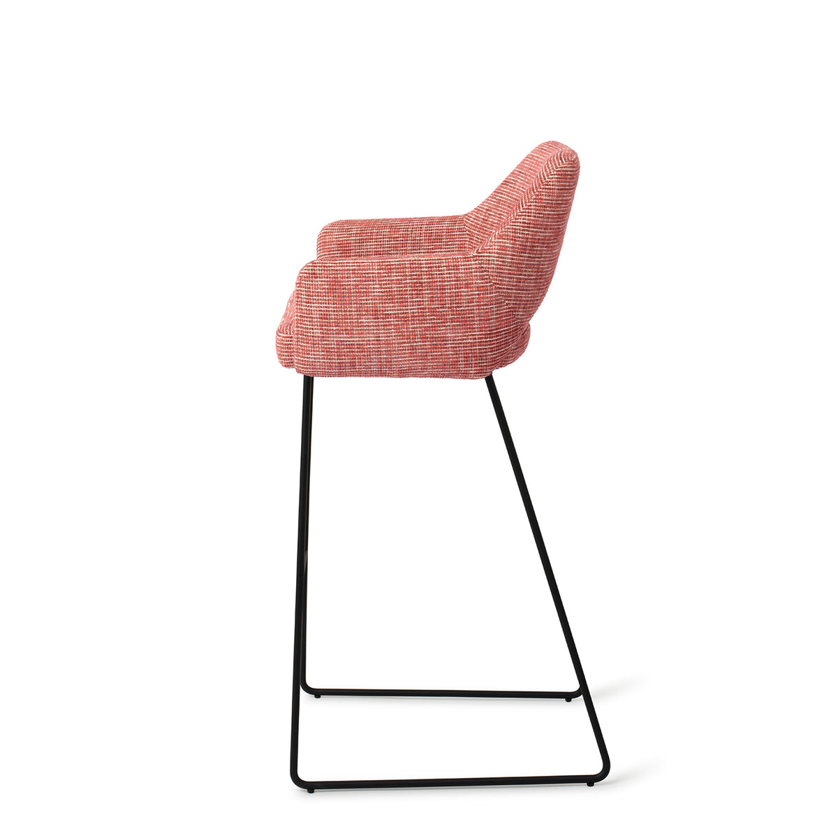Tabouret Yanai rouge chiné hauteur bar sur piètement luge noir vue de profil