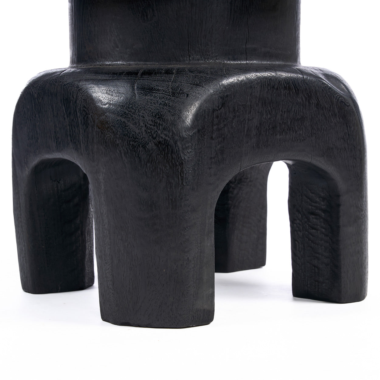 Tabouret Squat Spot en bois noir, vue 8
